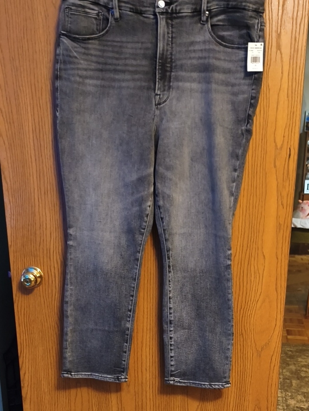 Good American Washed Gray Straight-Leg Jeans